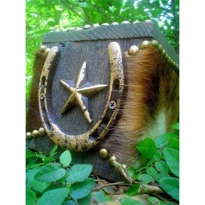 Barnwood Cowhide Horseshoe Tissue Box Cover